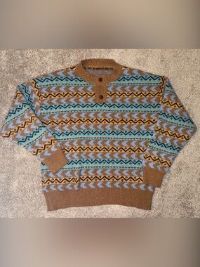 Patterned Crewneck Sweater in Brown & Light Blue